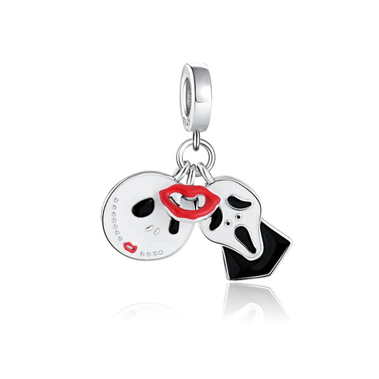 Scream and Love, Horror Mask Charm with a Kiss